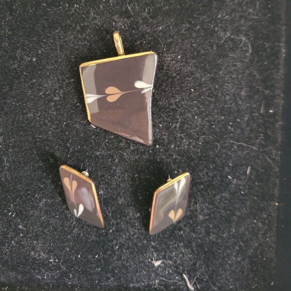 Vintage Enamel on Copper Brooch or pendant with Matching Earrings 1970's - Picture 2 of 3